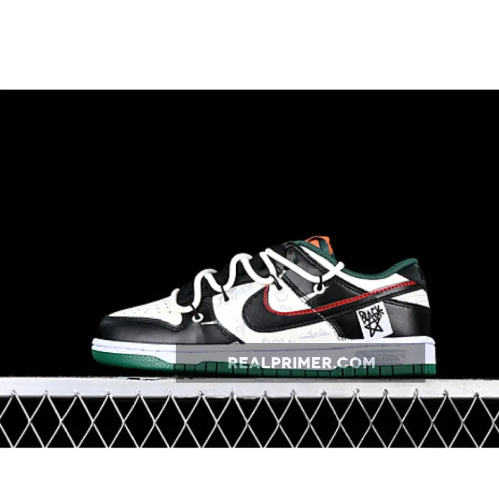 DUNK LOW SB WHITE/BLACK/GREEN/RED DD1391-300