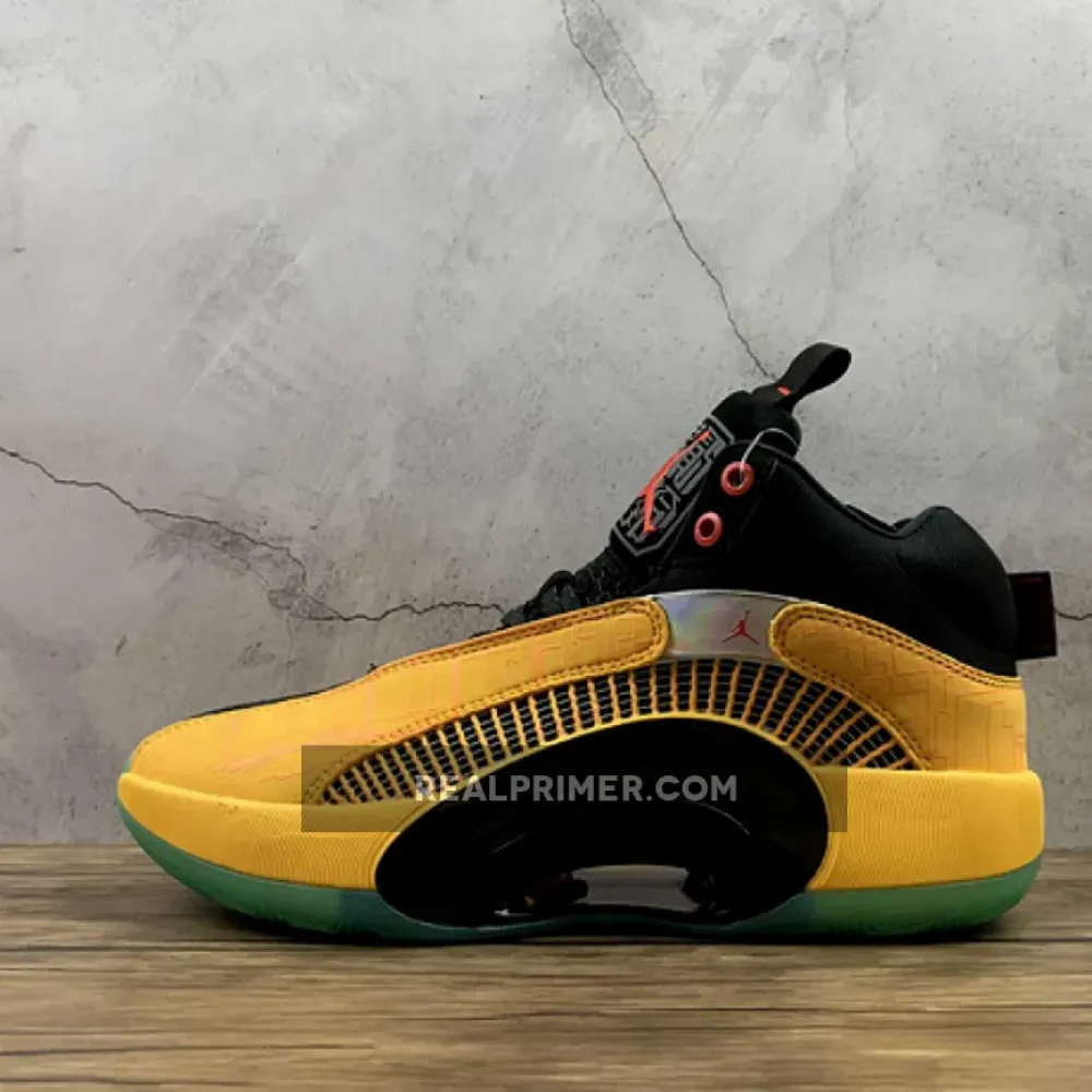 AIR JORDAN 35 DYNASTIES UNIVERSITY GOLD/BLACK/CHILE RED DD3044-700