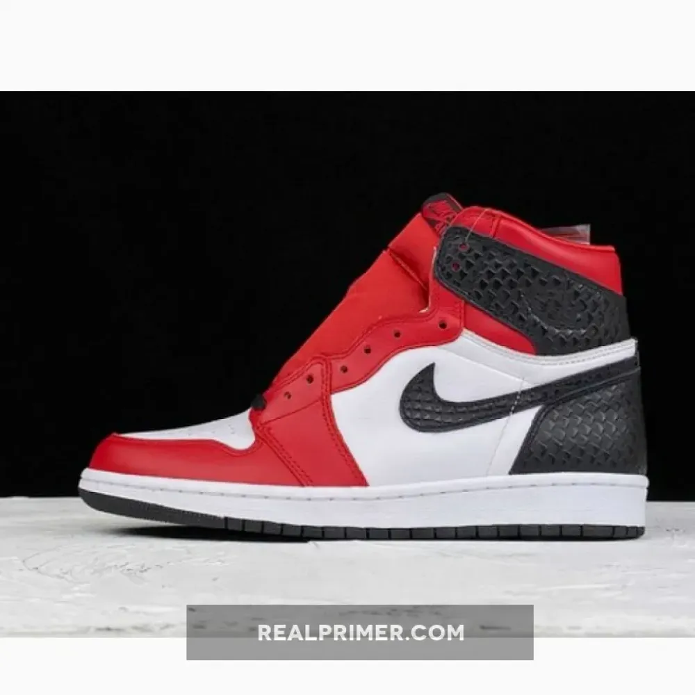 AIR JORDAN 1 RETRO HIGH SATIN SNAKE CHICAGO GYM RED/WHITE-BLACK CD0461-601