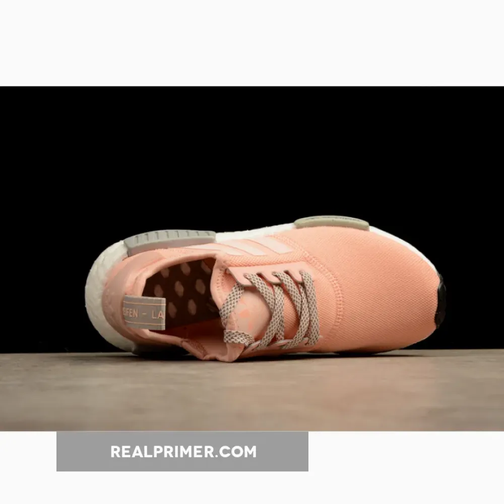 NMD R1 BOOST PRIMEKNIT SYNTHETICS WMNS LIGHT ONIX PINK/GREY BY3059