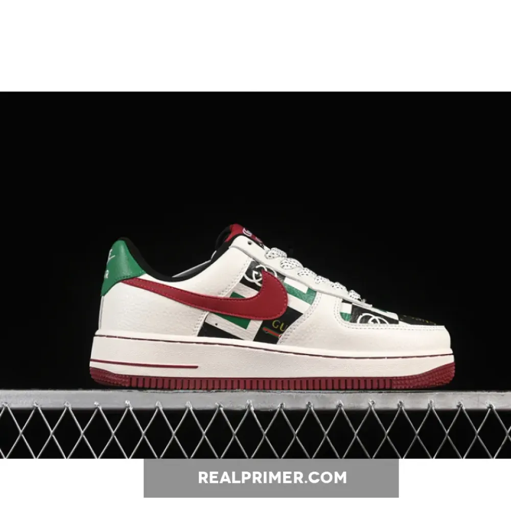 AIR FORCE 1 07 LOW WHITE/RED/GREEN LW9279-012