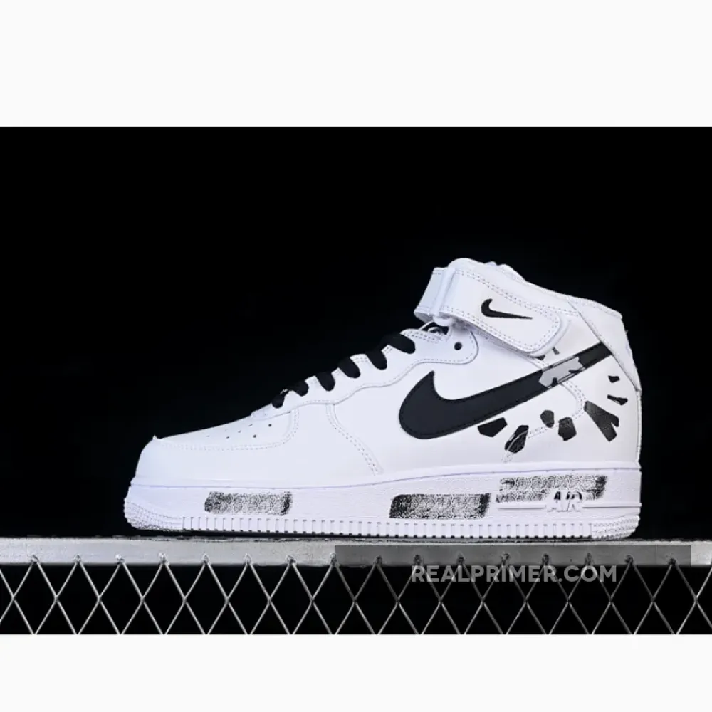 AIR FORCE 1 07 LOW CASUAL SHOES BLACK/WHITE ZH0316-144