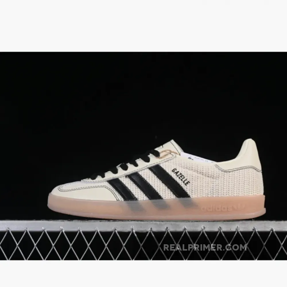 GAZELLE INDOOR SHOES CREAM WHITE / CORE BLACK /BEIGE JQ7083