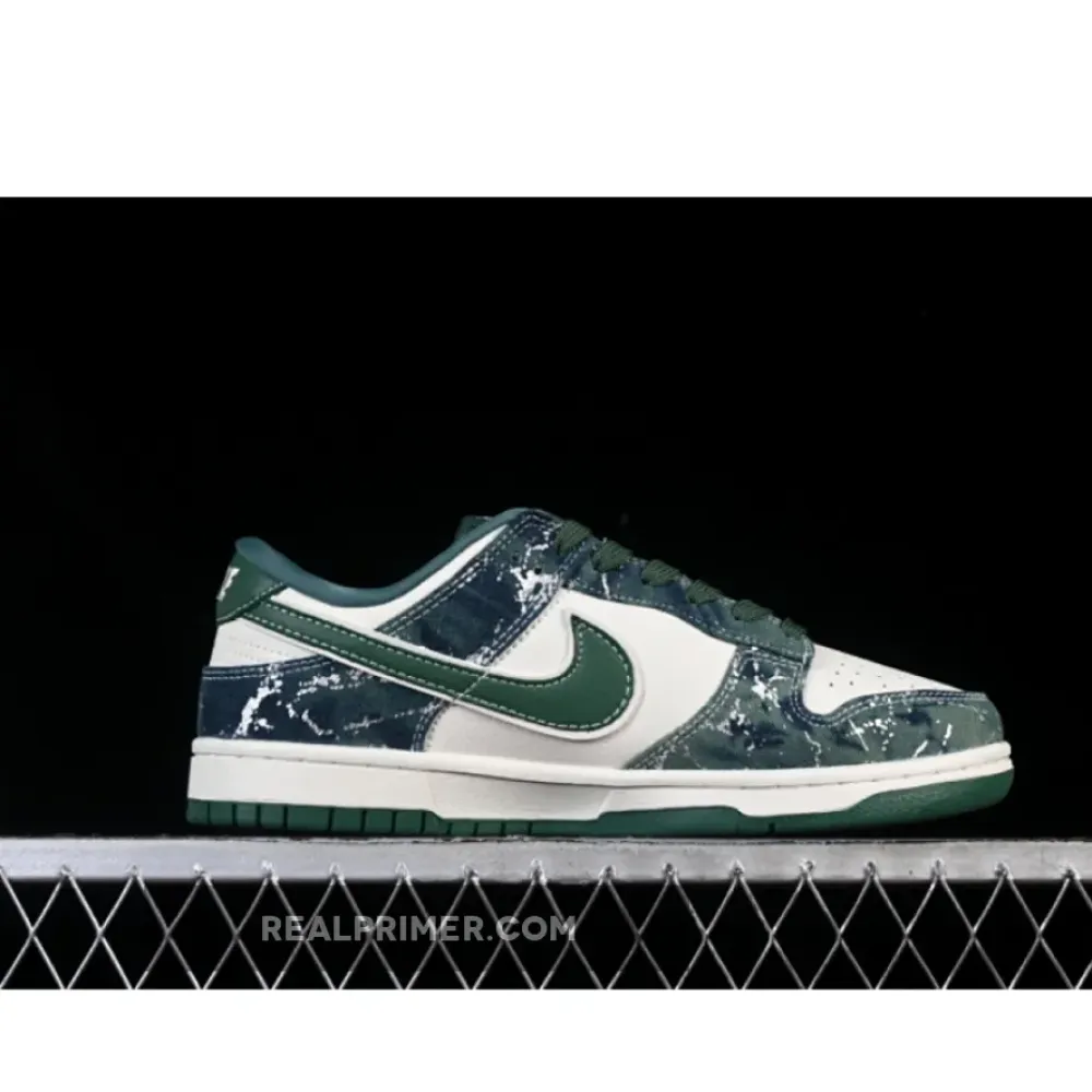 SB DUNK LOW BAPE WHITE/GREEN SC0601-465
