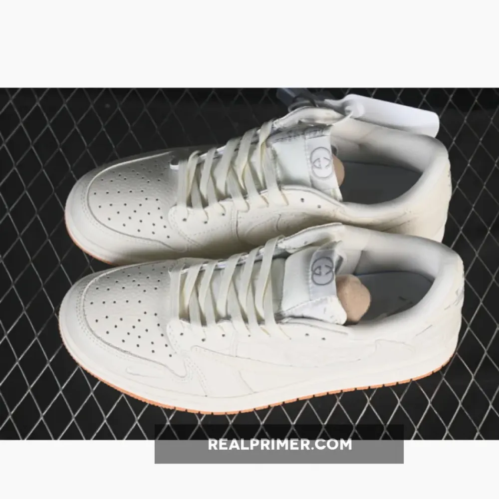 TRAVIS SCOTT X FRAGMENT DESIGN X AIR JORDAN 1 LOW OG SP WHITE/BEIGE LD2025-049