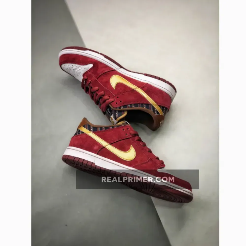 Nike SB Dunk Low Anchorman Metallic Gold/Team Red/White 304292-672