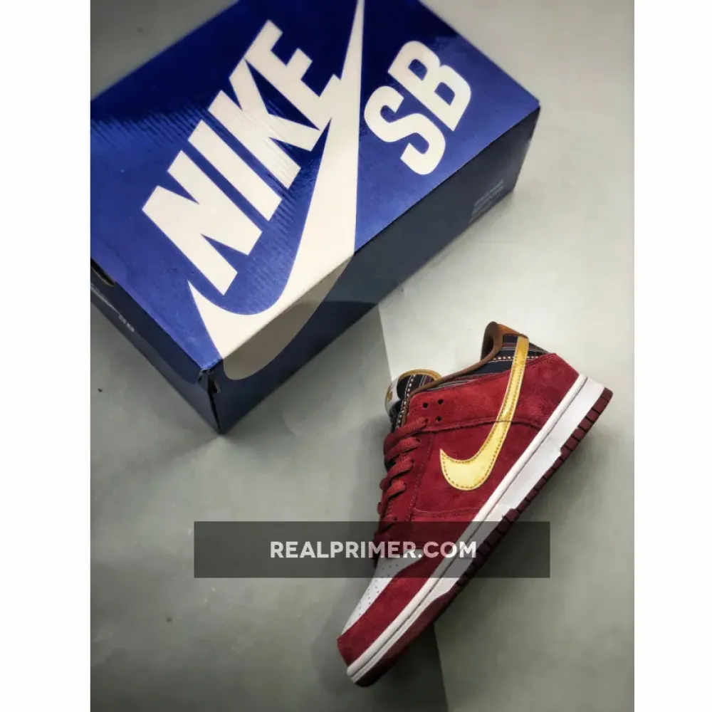 Nike SB Dunk Low Anchorman Metallic Gold/Team Red/White 304292-672