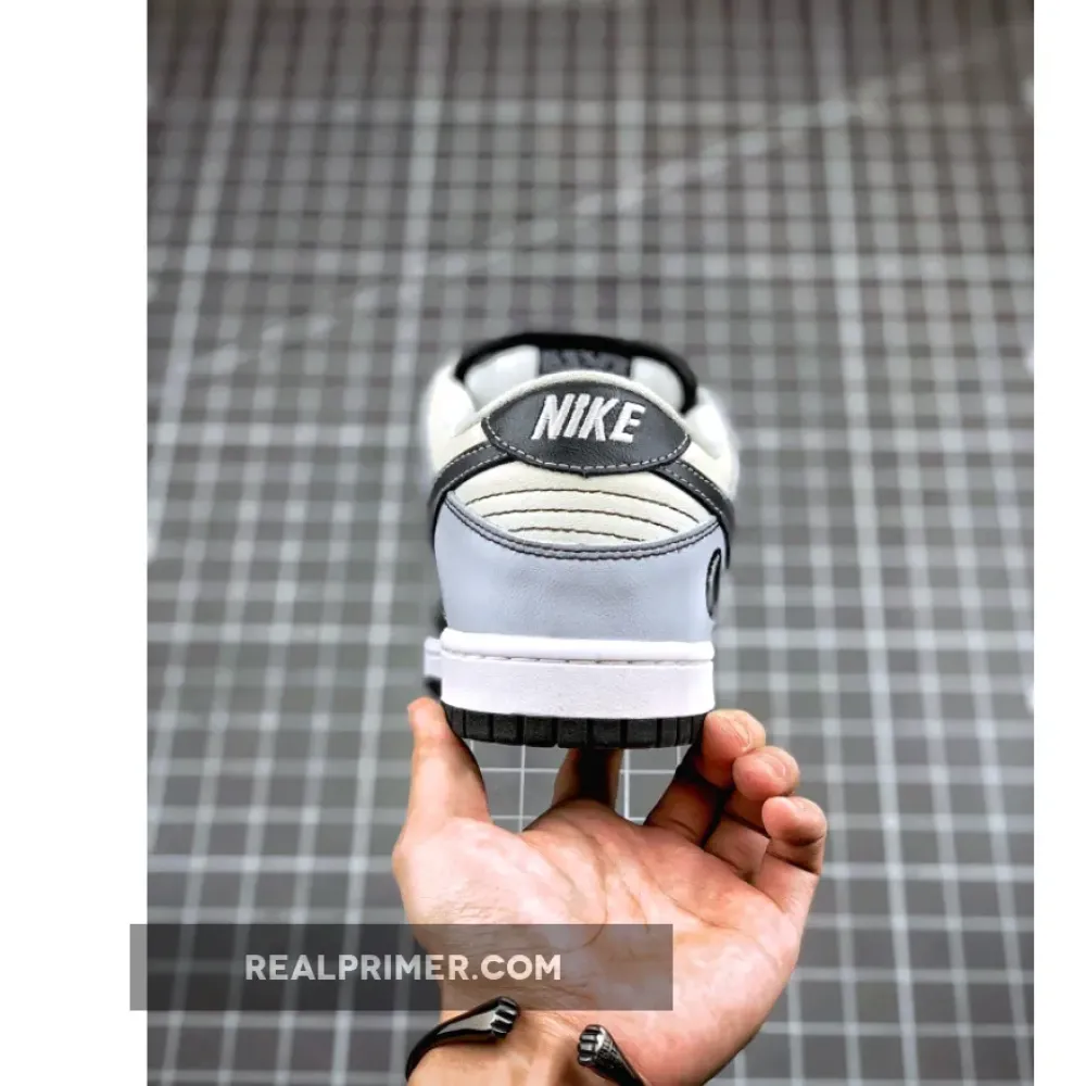 Nike SB Dunk Low Lunar Eclipse East  313170-001