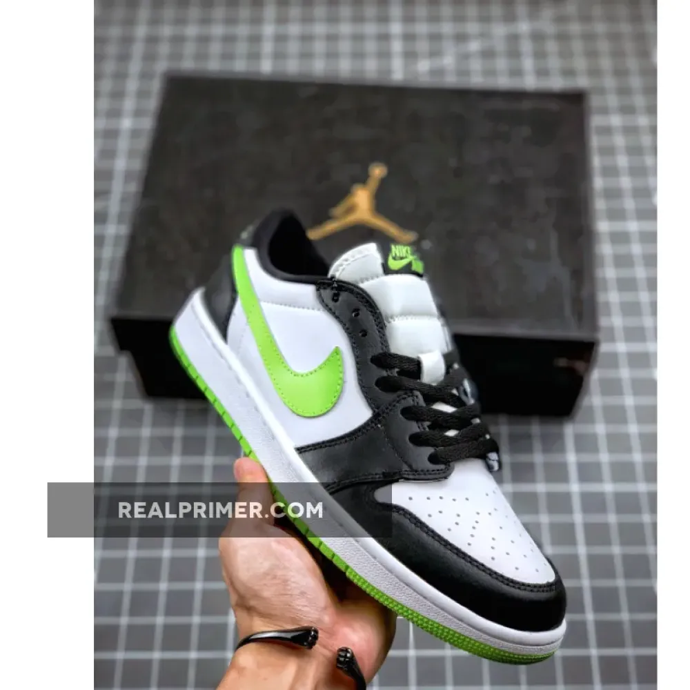 Nike SB Dunk Low Ghost Green Black/White/Lime CZ0790-103