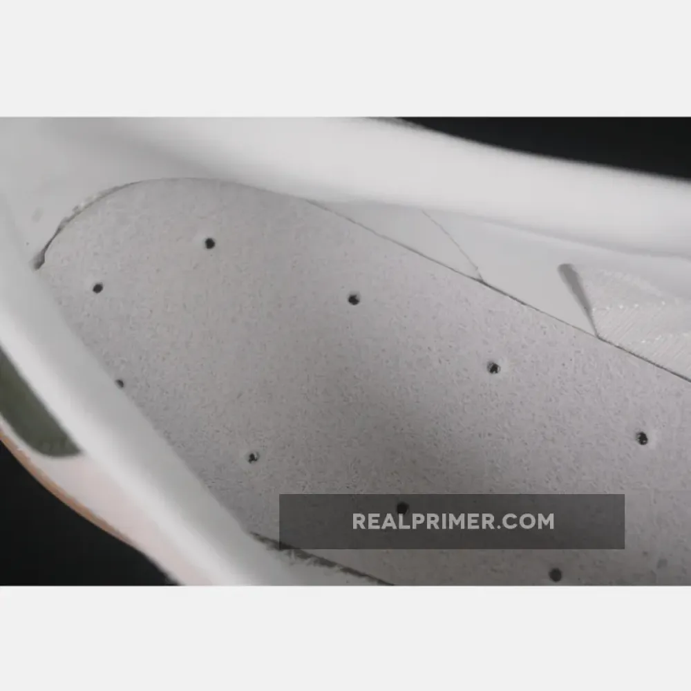 ORIGINALS GAZELLE INDOOR CLOUD WHITE/OLIVE STRATA/GOLD METALLIC JH8821