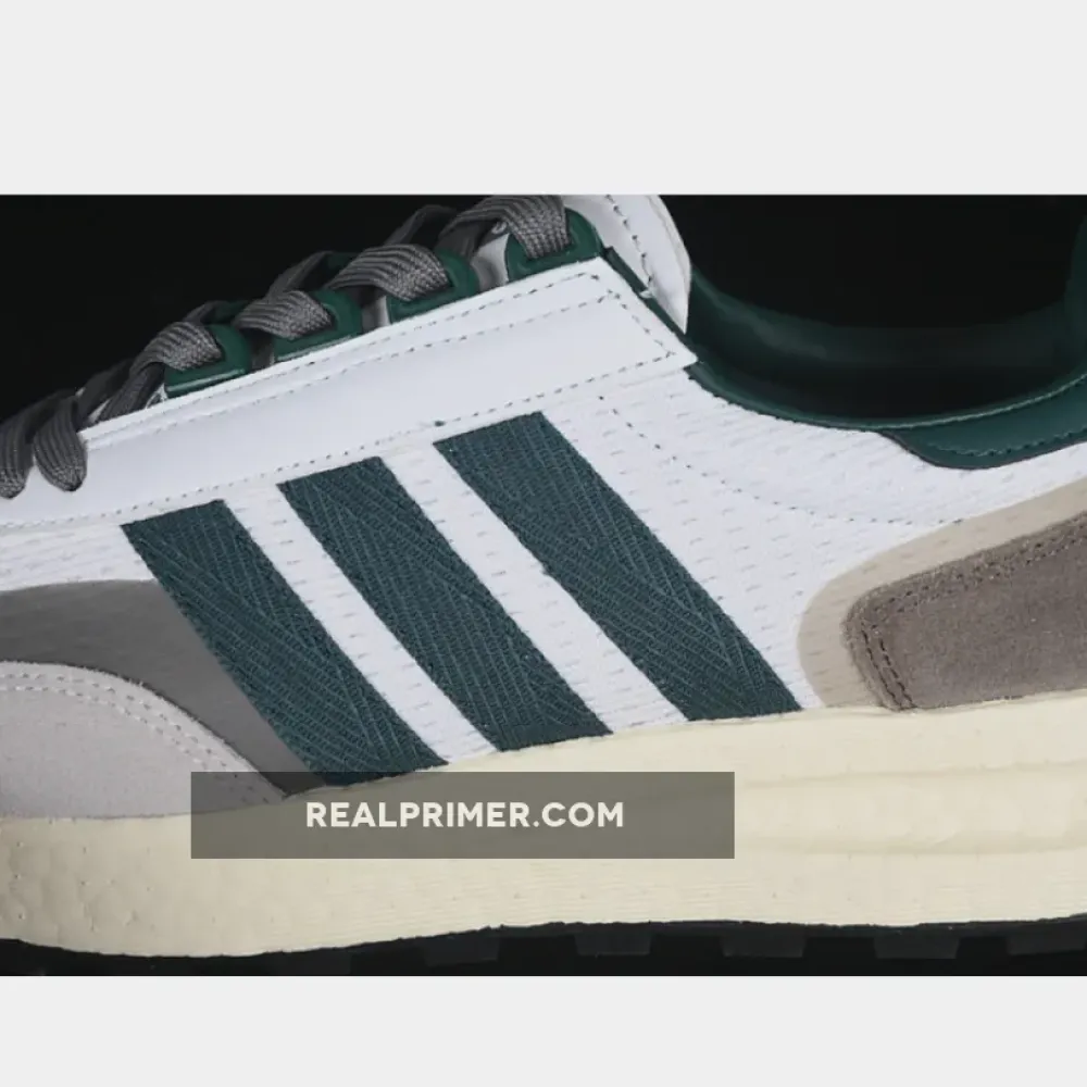 RETROPY E5 OFF WHITE/COLLEGIATE GREEN IE3910