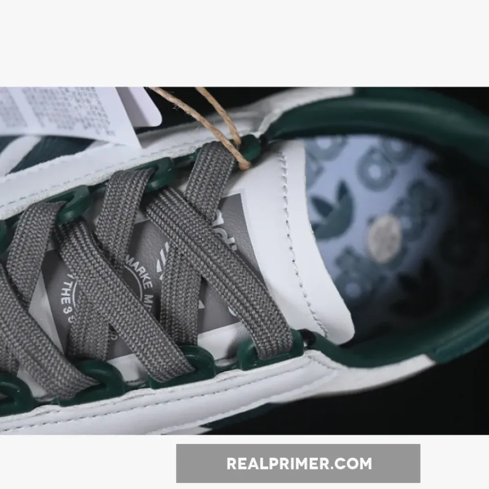 RETROPY E5 OFF WHITE/COLLEGIATE GREEN IE3910