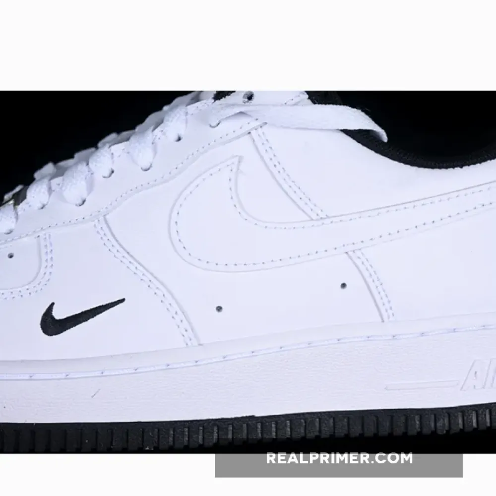 AIR FORCE 1 07 LOW WHITE/ANTHRACITE HM9483-101