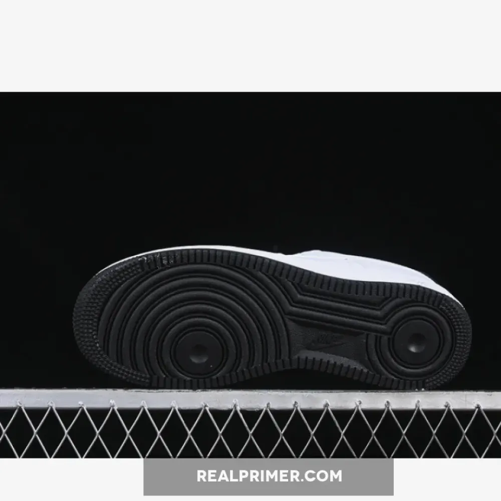 AIR FORCE 1 07 LOW WHITE/ANTHRACITE HM9483-101