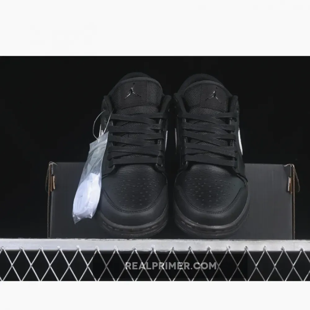 AIR JORDAN 1 LOW BLACK/BLACK/WHITE/DARK SMOKE GREY HV5968-001