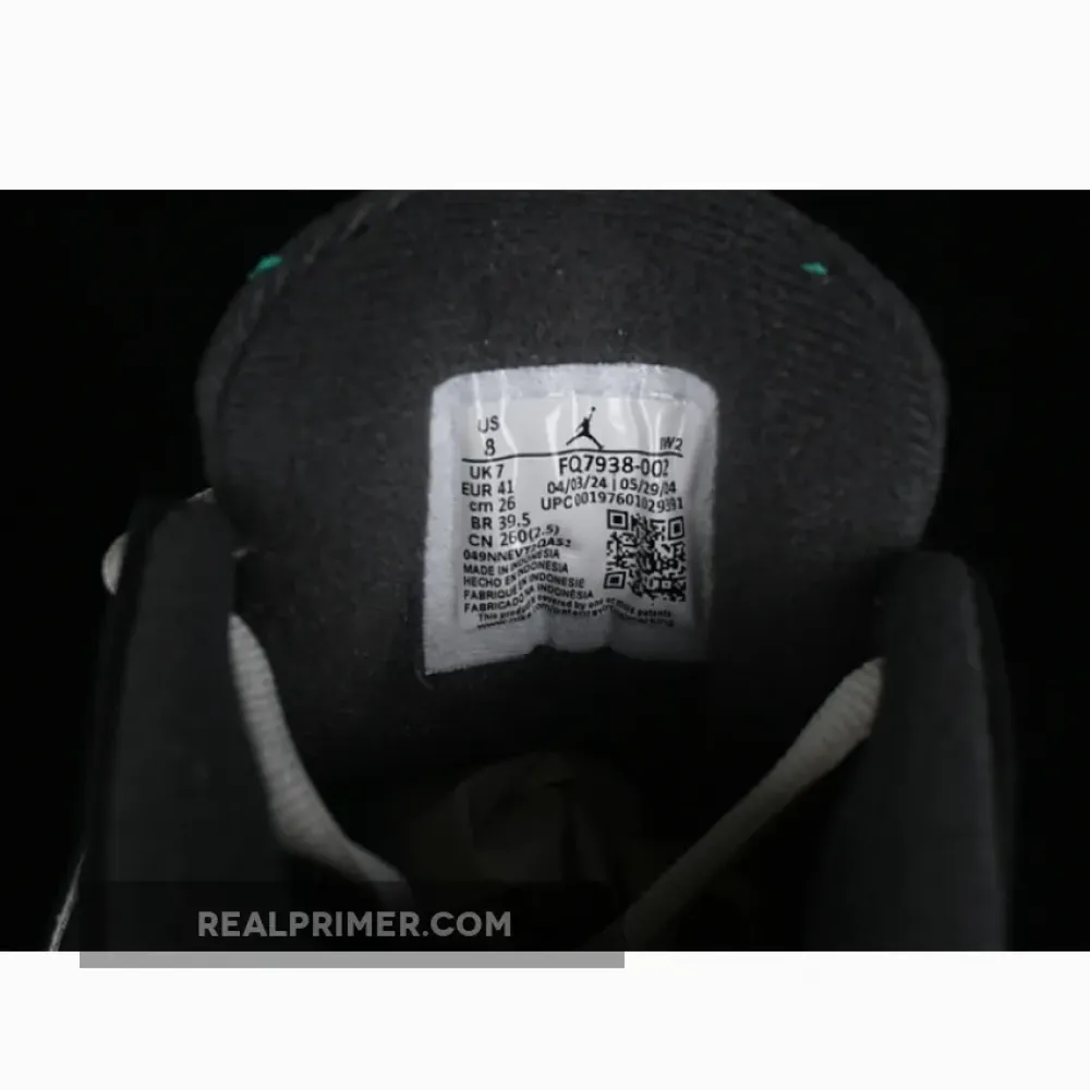 AIR JORDAN 4 REMASTERED IRON GREY/OFF NOIR/DARK SMOKE GREY/CHAMBRAY 36-45