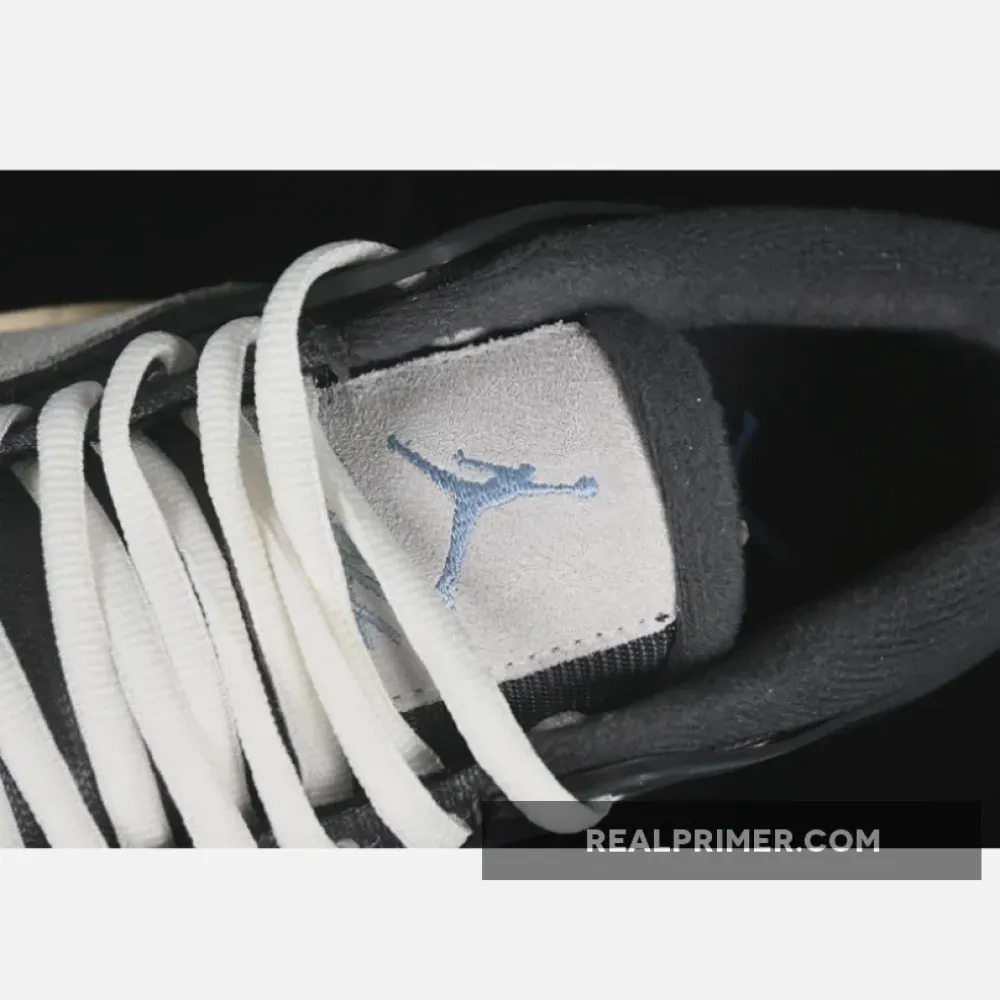 AIR JORDAN 4 REMASTERED IRON GREY/OFF NOIR/DARK SMOKE GREY/CHAMBRAY 36-45