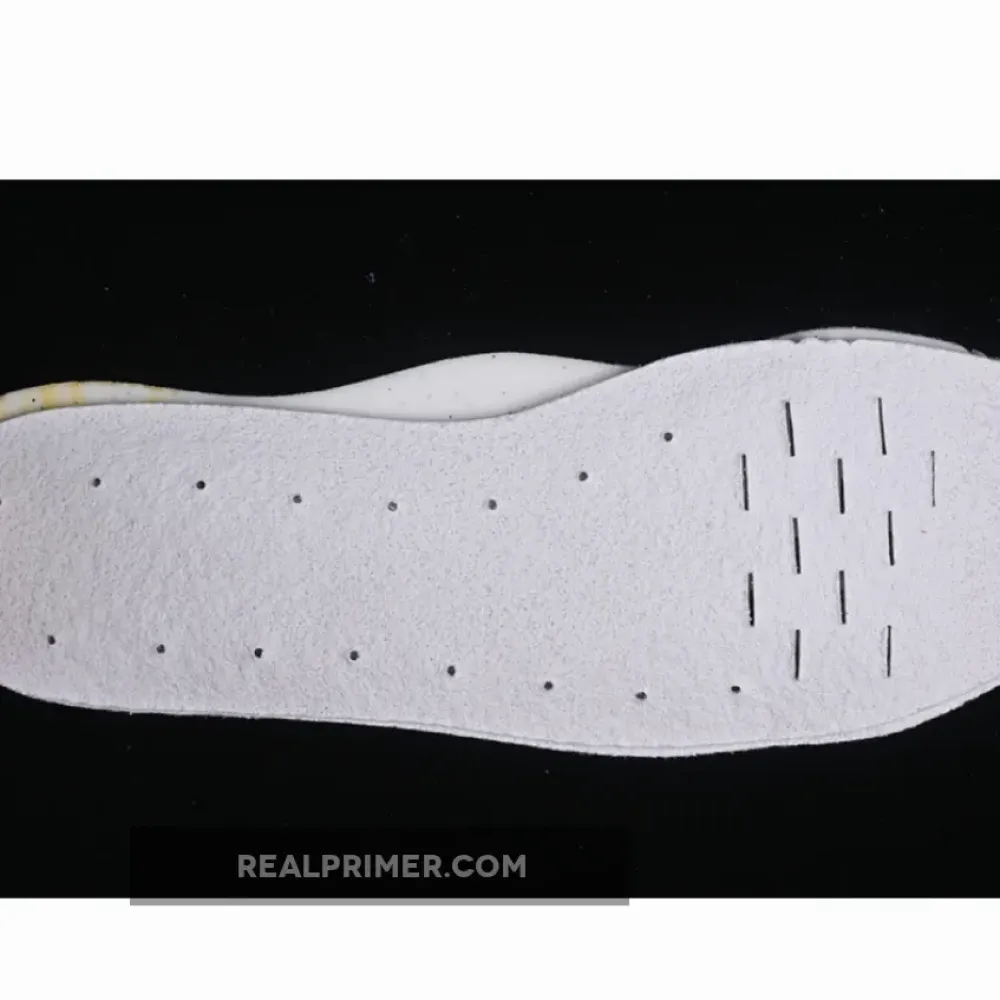 ORIGINALS GAZELLE INDOOR BEAM PINK/SOLAR RED/GUM IE1058