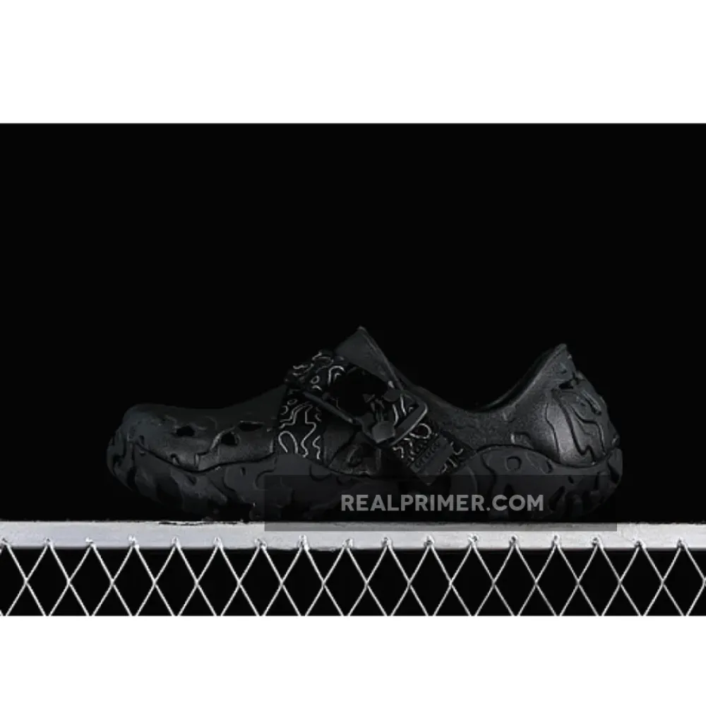 CROCS CLASSIC BLACK WDS11H