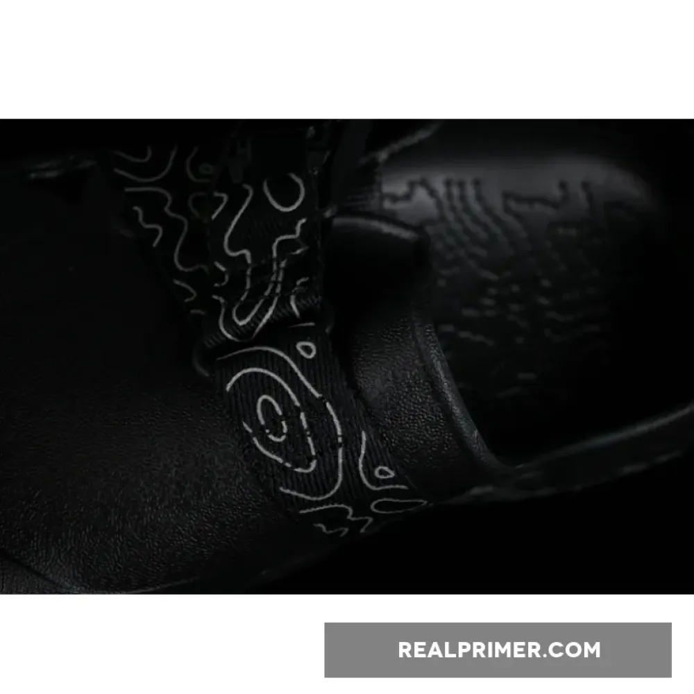 CROCS CLASSIC BLACK WDS11H