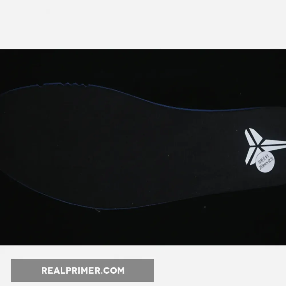 ZOOM KOBE 4 PROTRO GIFT OF MAMBA BLACK/BLACK/UNIVERSITY GOLD FQ3544-001