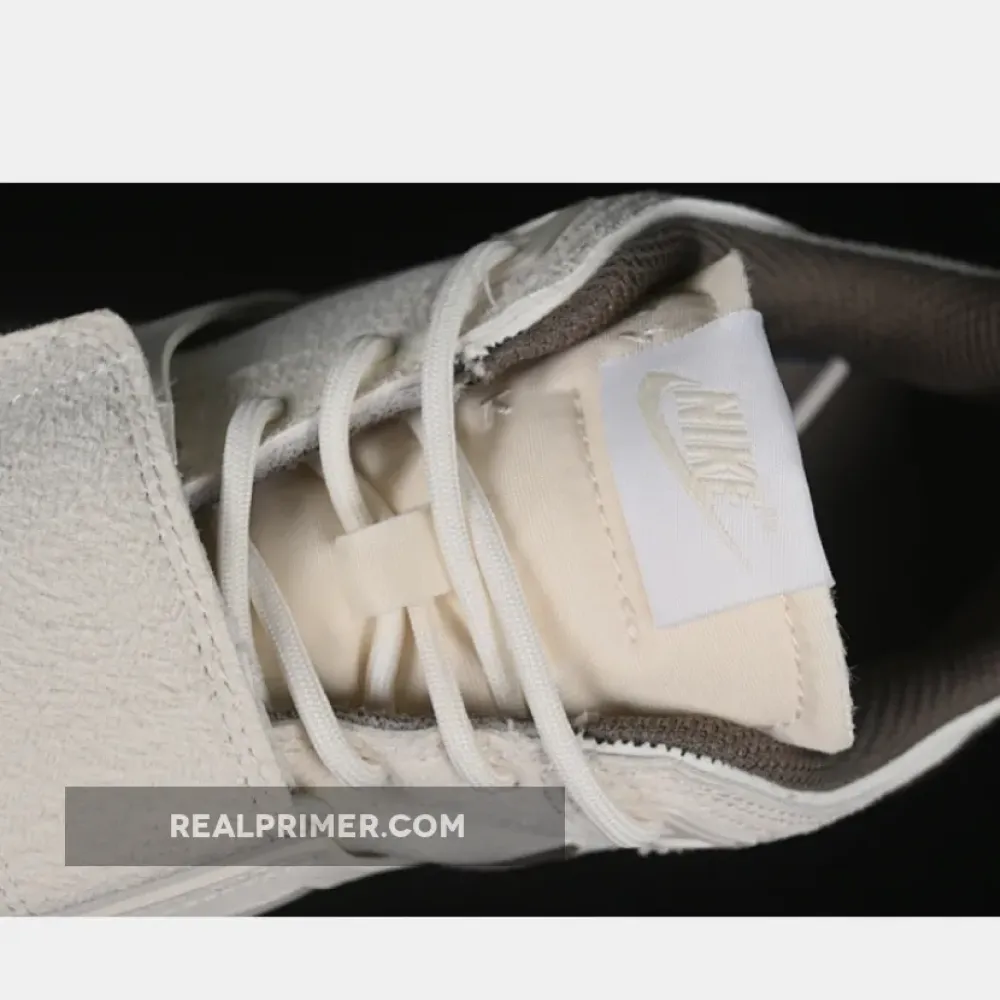 TRAVIS SCOTT SHARK-A-DON SAIL WHITE/BROWN HQ3061-101