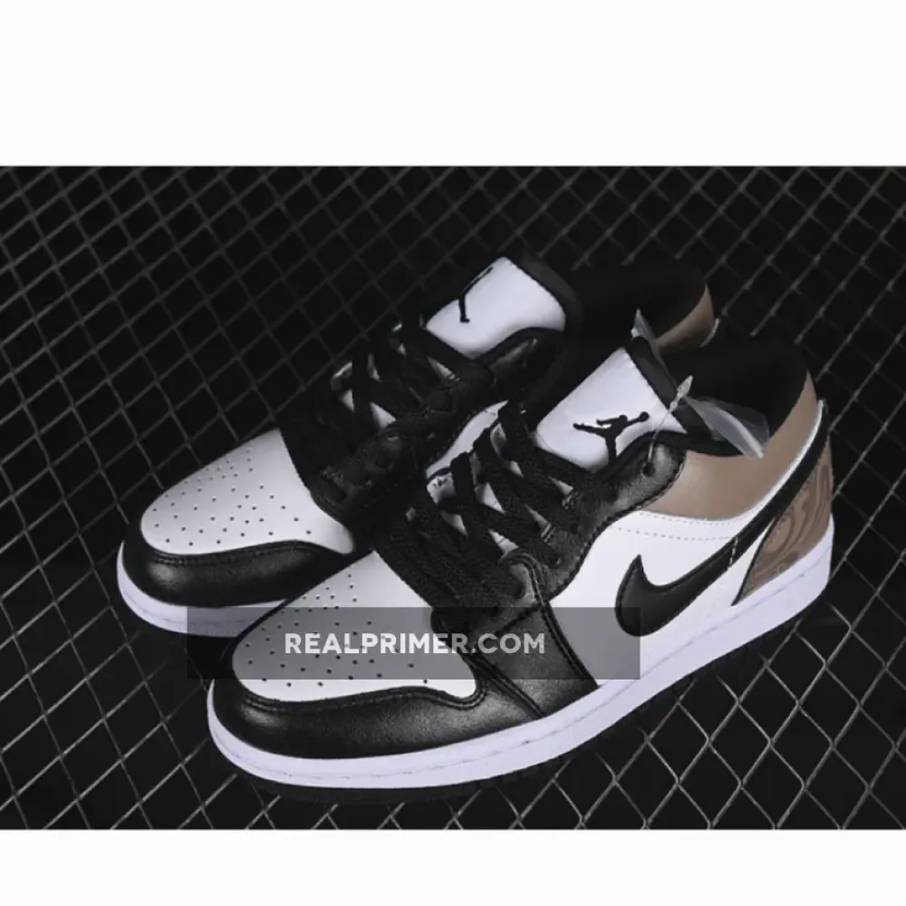 AIR JORDAN 1 LOW WHITE/BLACK/BROWN 553558-132