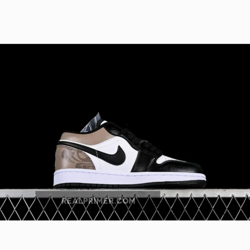 AIR JORDAN 1 LOW WHITE/BLACK/BROWN 553558-132
