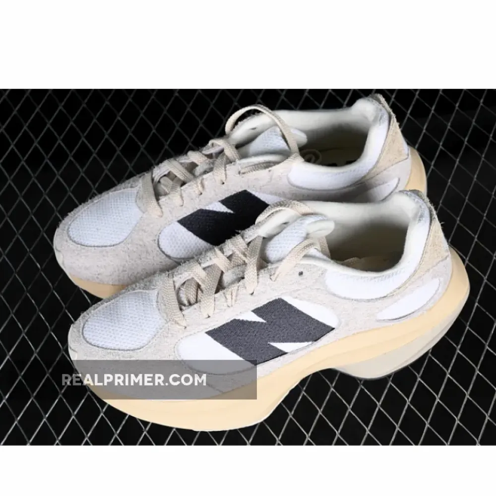 NEW BALANCE WARPED RUNNER WHITE/BLACK/GREY UWRPDMOB
