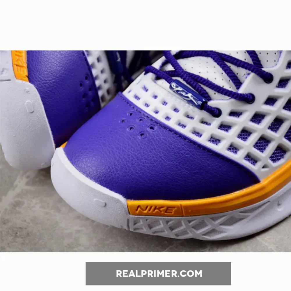 ZOOM KOBE III 3 SL PROTRO MVP WHITE/PURPLE/GOLD 308090-151