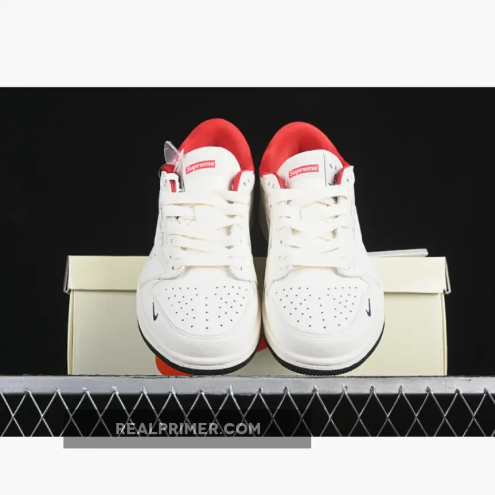 TRAVIS SCOTT X FRAGMENT DESIGN X AIR JORDAN 1 LOW OG SP SUPREME OFF WHITE/RED YQ2088-67