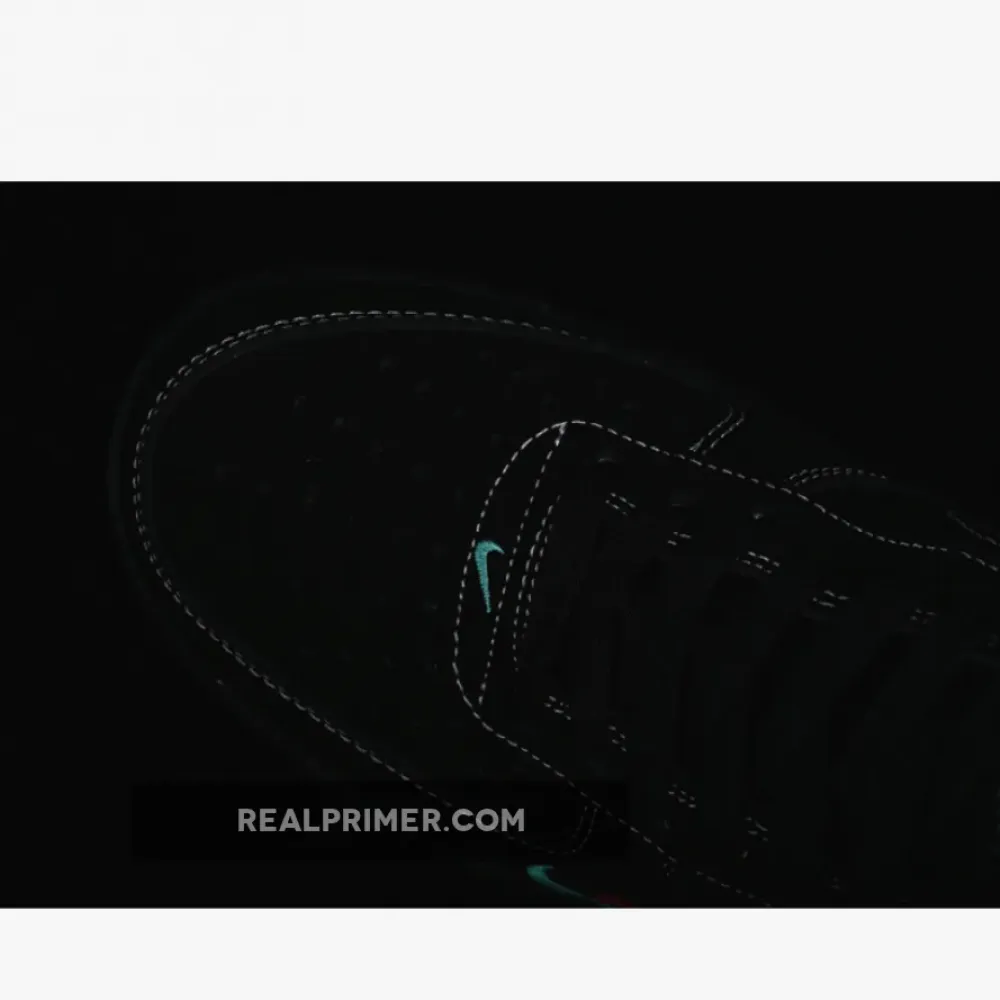 AIR FORCE 1 07 LOW FLAME RED LIPS BLACK/BLUE/PINK FB8971-005