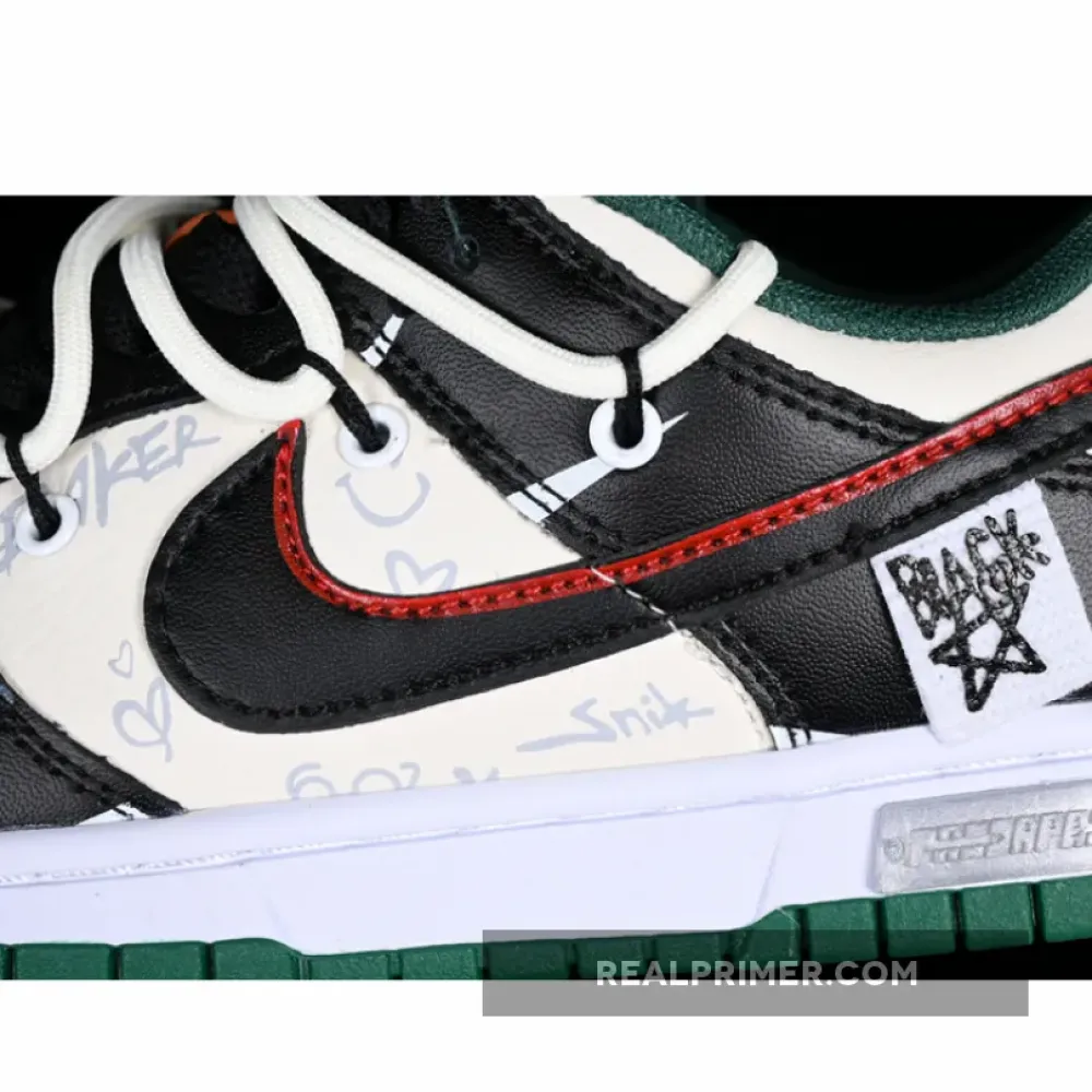 DUNK LOW SB WHITE/BLACK/GREEN/RED DD1391-300