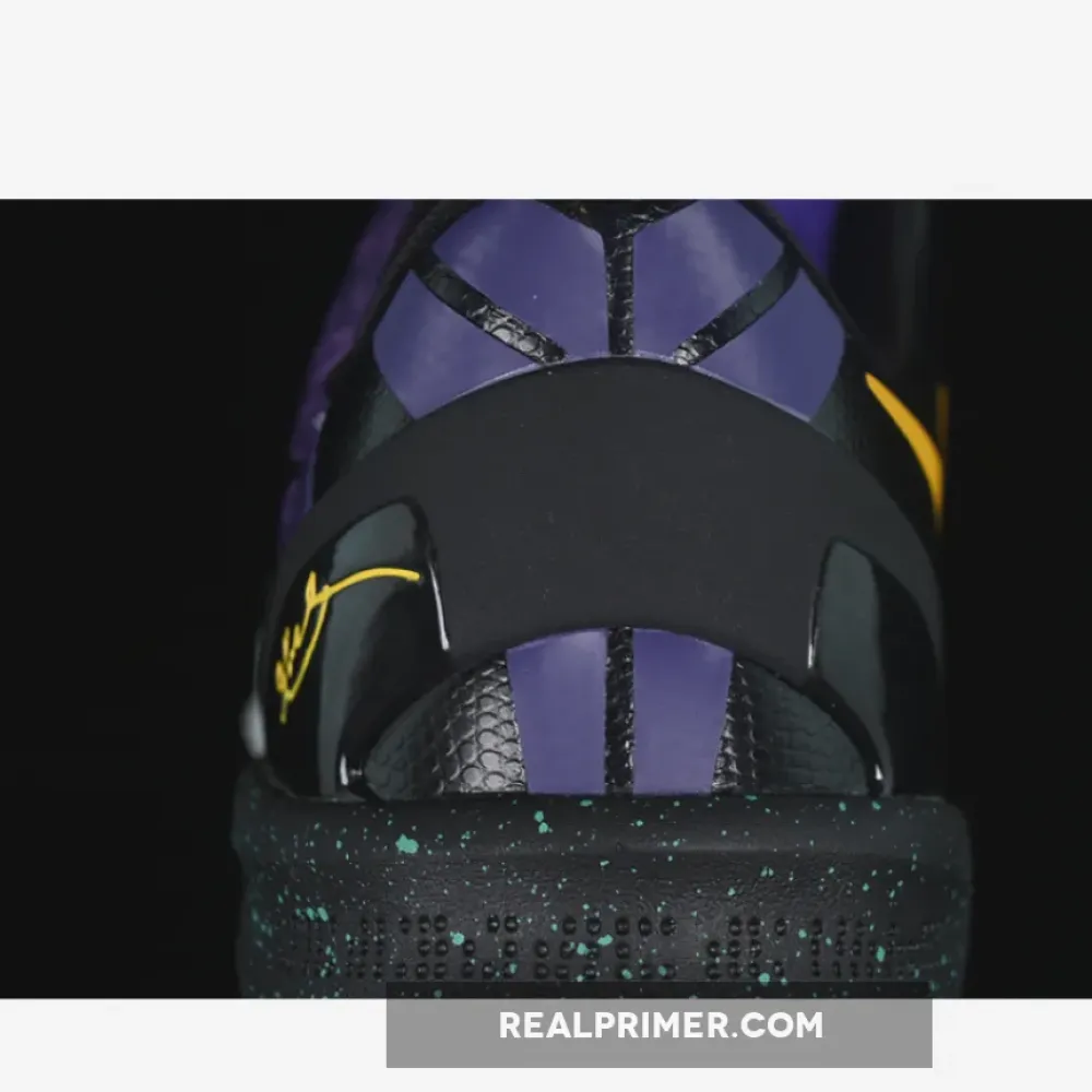 KOBE 8 PROTRO EASTER FIBERGLASS/COURT PURPLE/BACK/LASER PURPLE 555035-302
