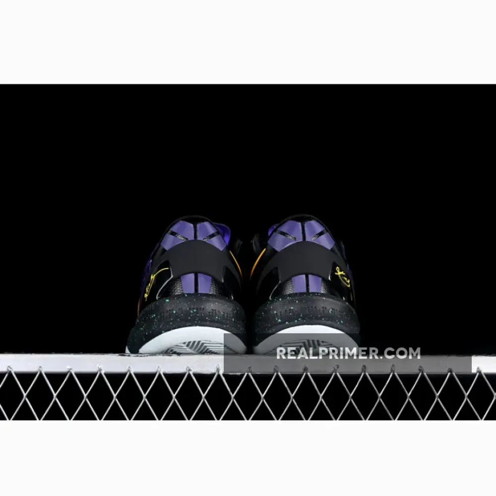 KOBE 8 PROTRO EASTER FIBERGLASS/COURT PURPLE/BACK/LASER PURPLE 555035-302