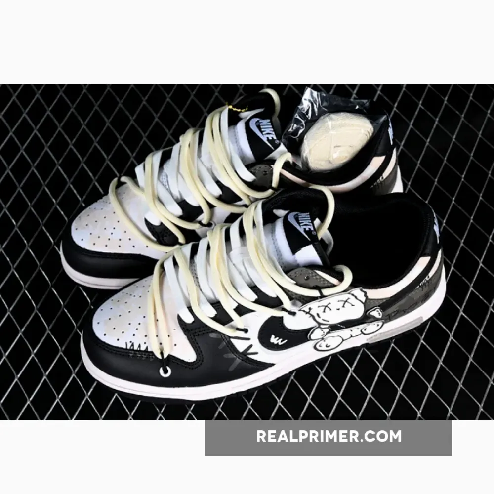 DUNK LOW SB WHITE/BLACK DD1391-100