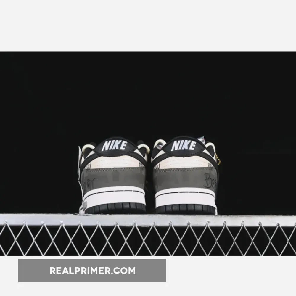 DUNK LOW SB WHITE/BLACK DD1391-100