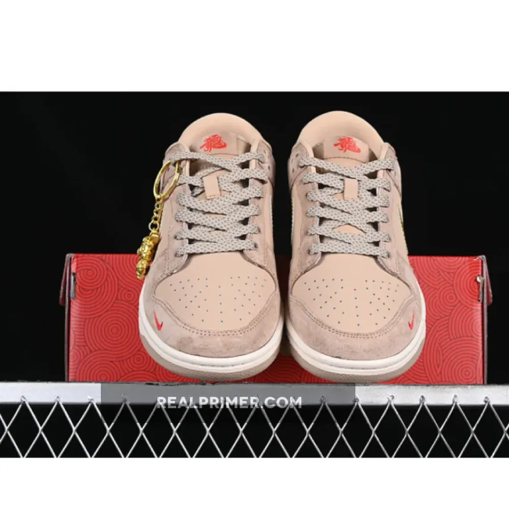 SB DUNK LOW WHITE/GREY/GOLD XH0923-158