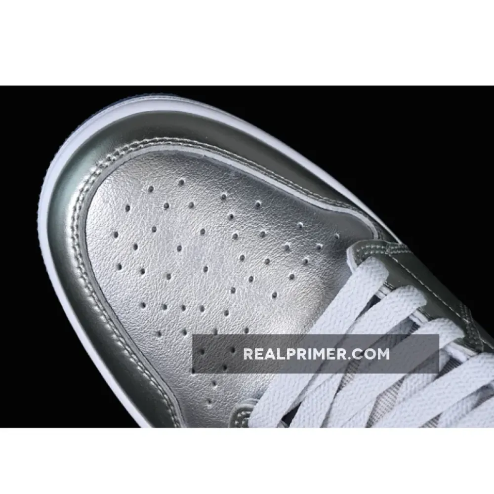 AIR JORDAN 1 LOW GOLF GIFT GIVING WHITE/BLACK/SILVER FD6848-001