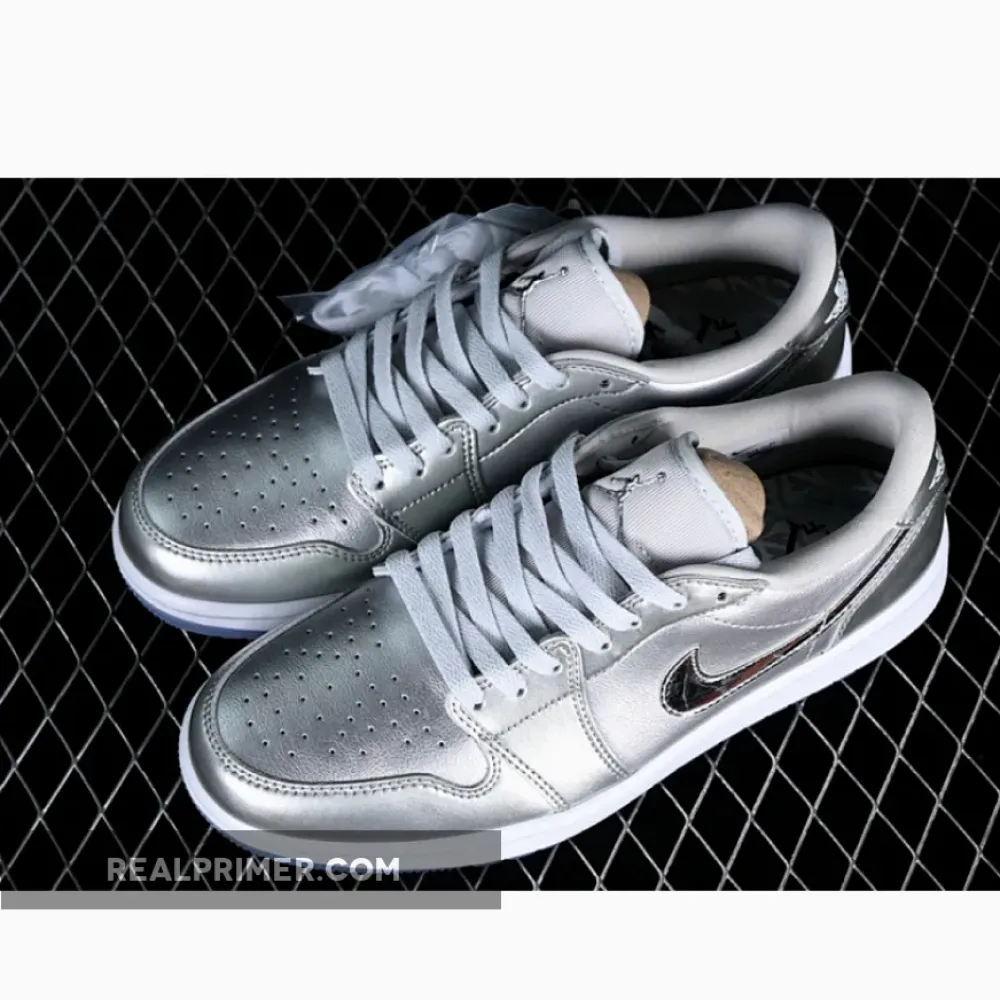 AIR JORDAN 1 LOW GOLF GIFT GIVING WHITE/BLACK/SILVER FD6848-001