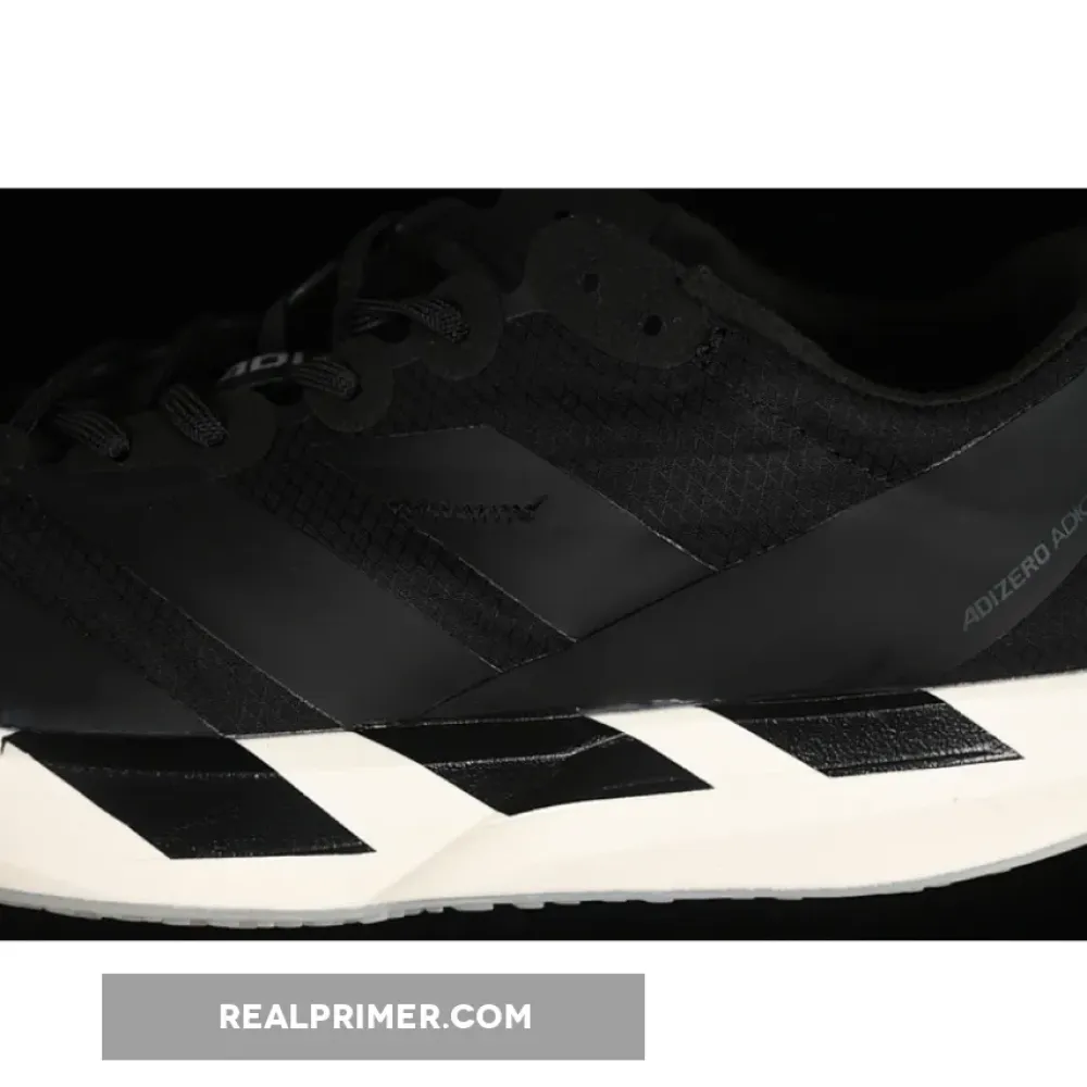 ADIOS 9 M BLACK/WHITE IH5751