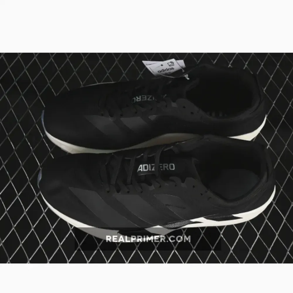 ADIOS 9 M BLACK/WHITE IH5751