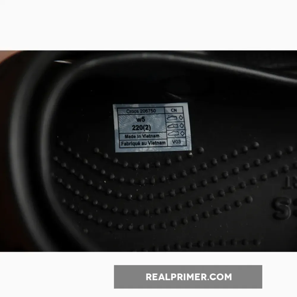 CROCS CLOUDS BY THE SUMMER CLASSIC DUAL-PURPOSE BEACH SANDALS CAVE SHOES  BLACK RVEQRN