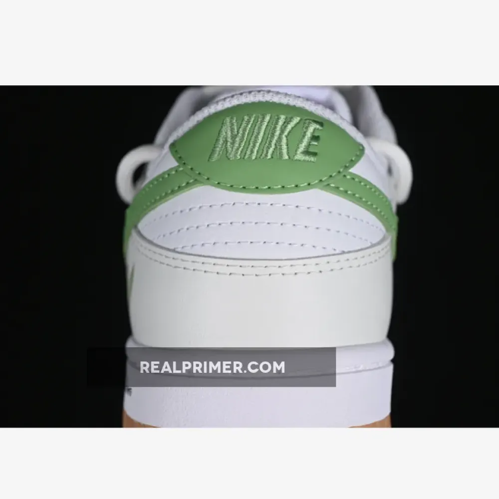 DUNK LOW SB WHITE/WHITE/STADIUM GREEN/FUCHSIA DREAM FD9922-151