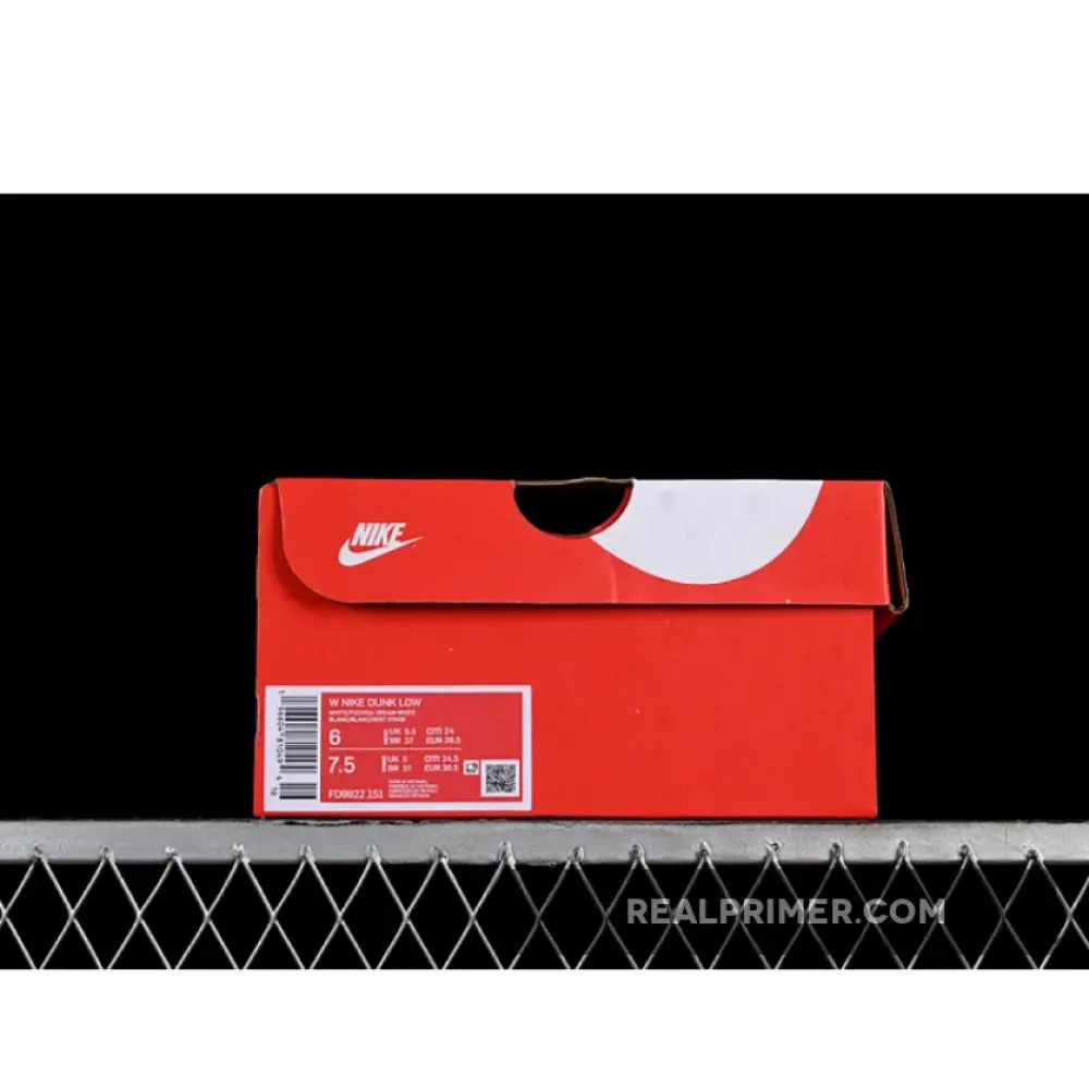 DUNK LOW SB WHITE/WHITE/STADIUM GREEN/FUCHSIA DREAM FD9922-151