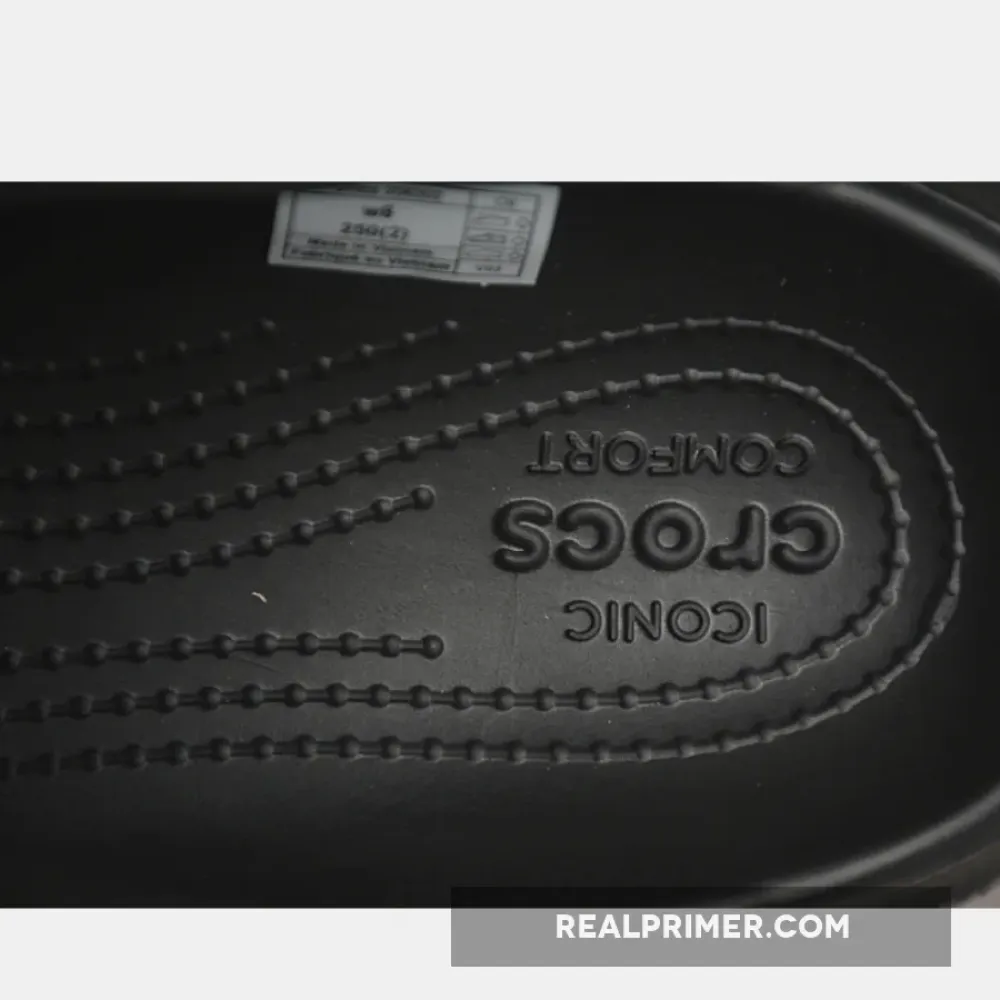 CROCS CLASSIC CLOG BLACK IAW1G5