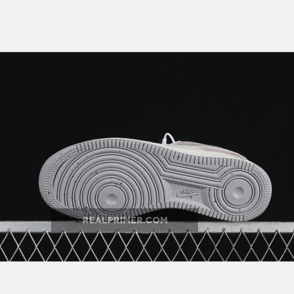 AIR FORCE 1 07 LOW SUMMIT WHITE/SUMMIT WHITE/SAIL/WOLF GREY/WHITE DX2678-100