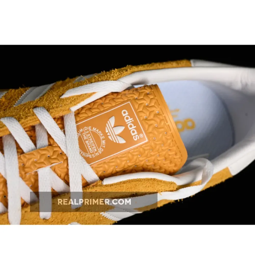 ORIGINALS GAZELLE INDOOR ORANGE PEEL/CLOUD WHITE/GOLD METALLIC HQ8716
