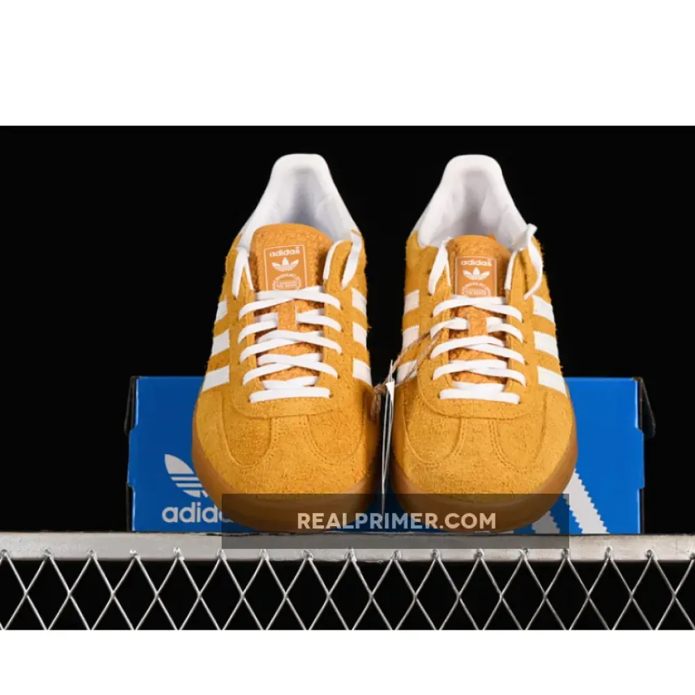 ORIGINALS GAZELLE INDOOR ORANGE PEEL/CLOUD WHITE/GOLD METALLIC HQ8716