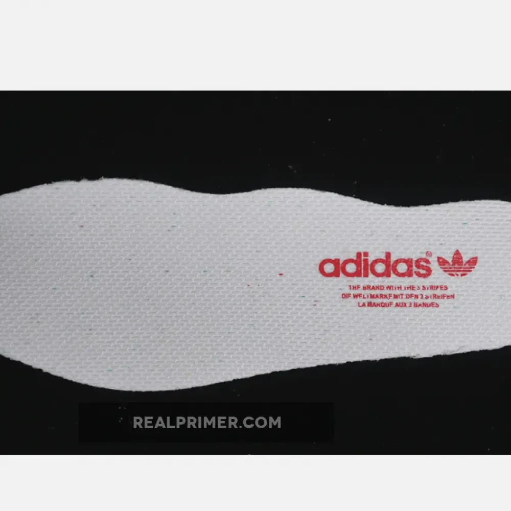 ORIGINALS GAZELLE INDOOR ACTIVE MAROON/OFF WHITE/GUM IE1051